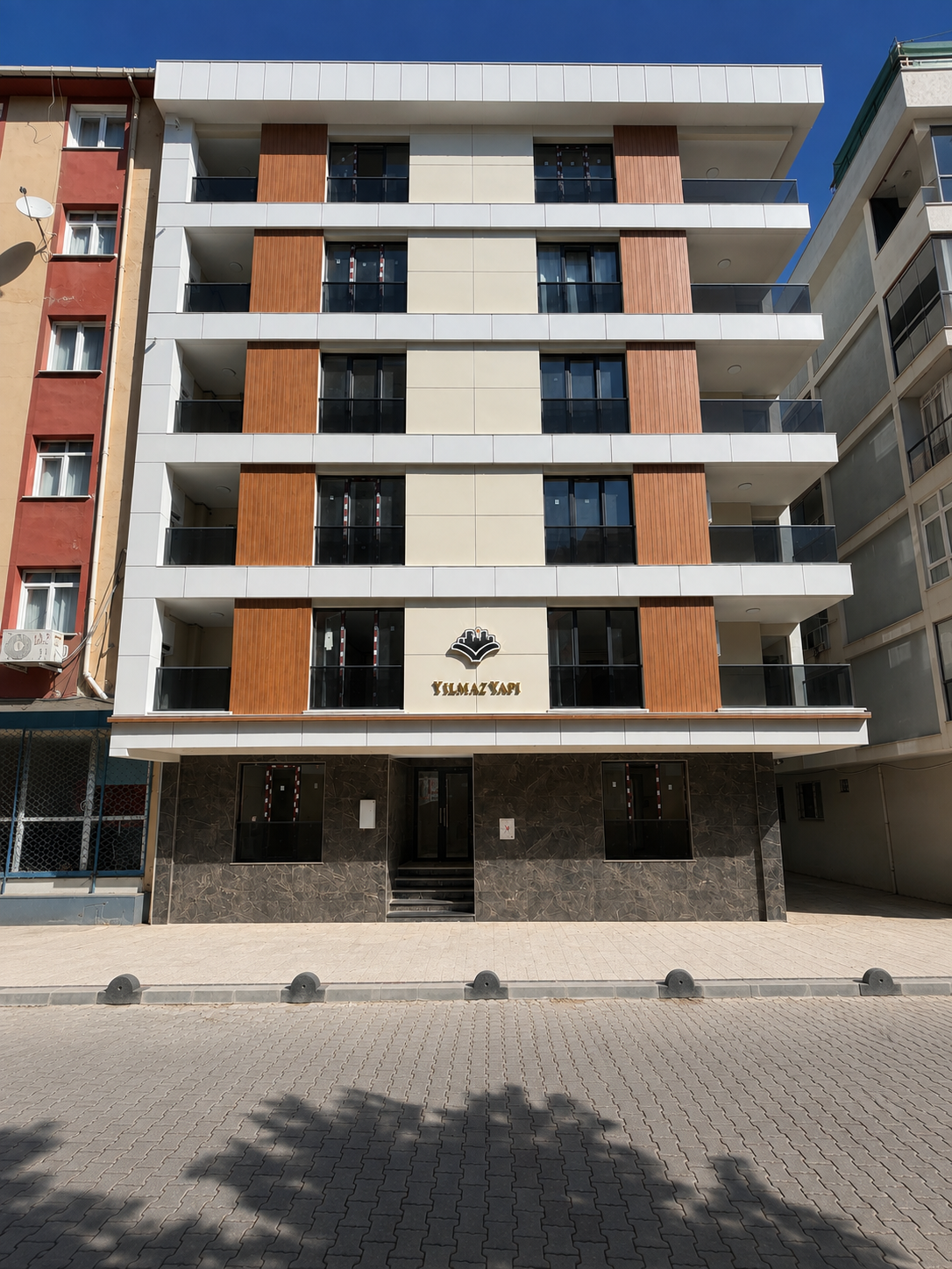 YAKUT 2 SOKAK NO:14